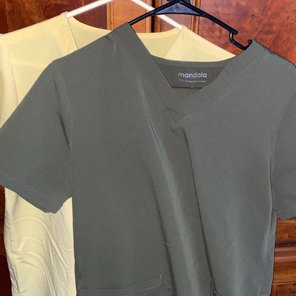 Mandala Women's Gray and Cream Scrub Tops and Bottoms - Picture 1 of 3